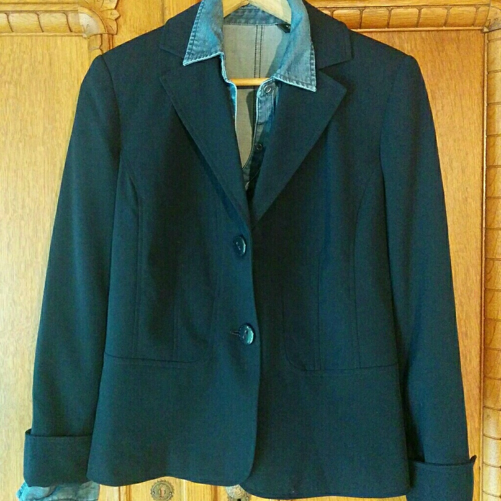Requirements Dark Navy Crepe Blazer Size 6